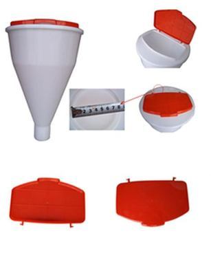 50kg干濕喂料器料桶 塑料制品的優(yōu)勢與應(yīng)用